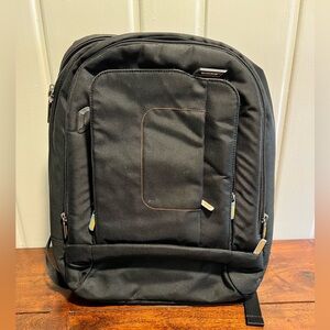 Briggs & Riley Verb Verb Glide Backpack